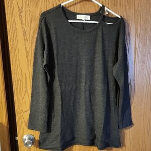 Women's Gray Long Sleeve Top NWOT